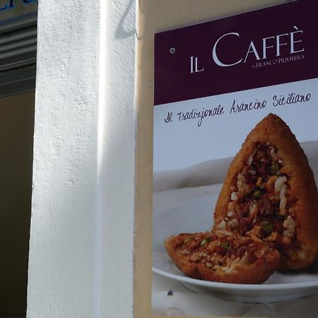 Catania Etnea Bed And Breakfast Εξωτερικό φωτογραφία