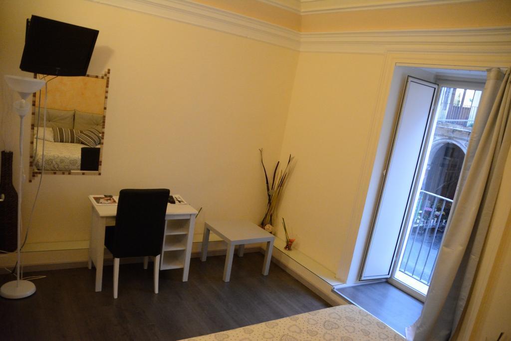 Catania Etnea Bed And Breakfast Δωμάτιο φωτογραφία