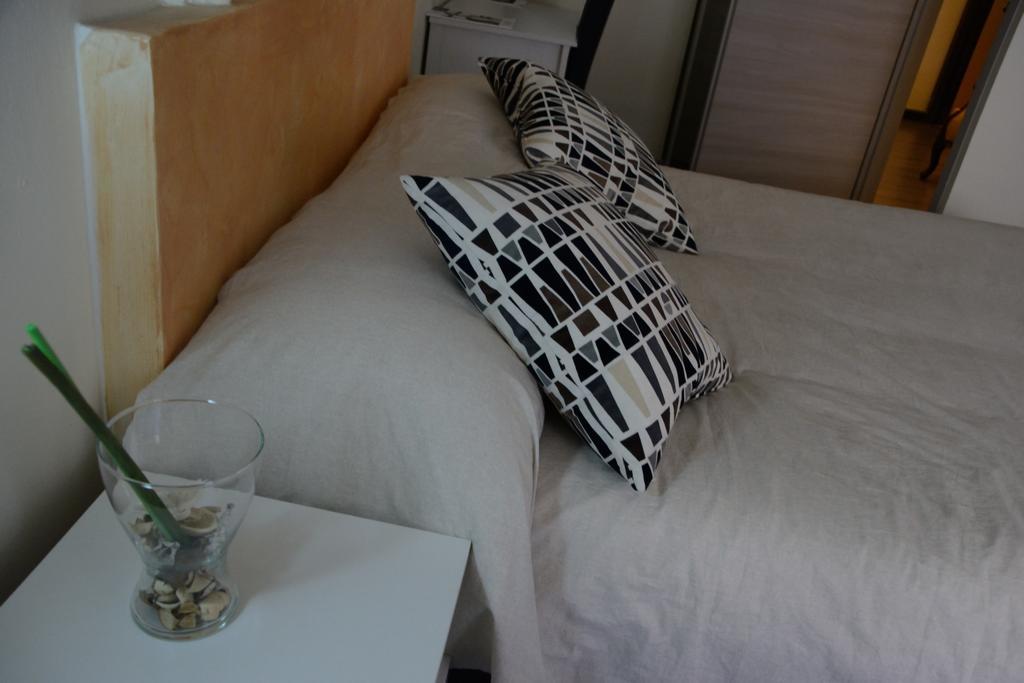 Catania Etnea Bed And Breakfast Δωμάτιο φωτογραφία