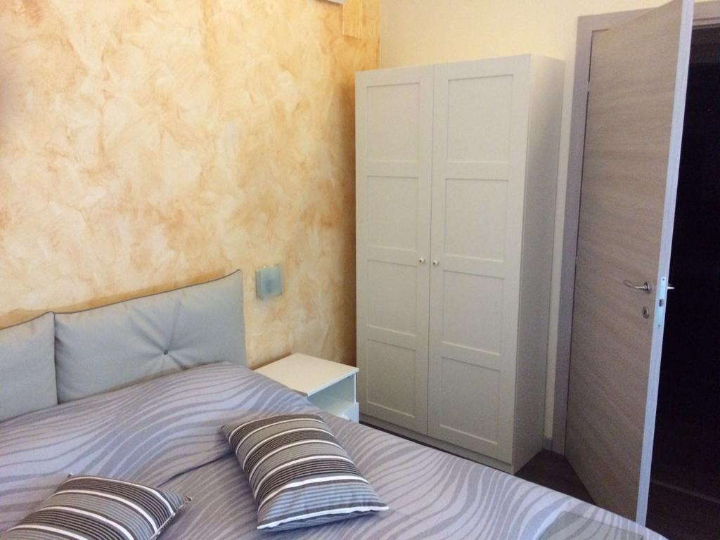 Catania Etnea Bed And Breakfast Δωμάτιο φωτογραφία